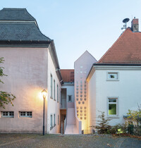 Aufzugsturm am Alten Rathaus