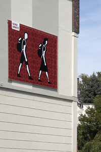 Pictogram showing two hikers by Gerd Arntz