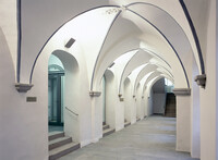 Cross-vaulted corridor in the monastery